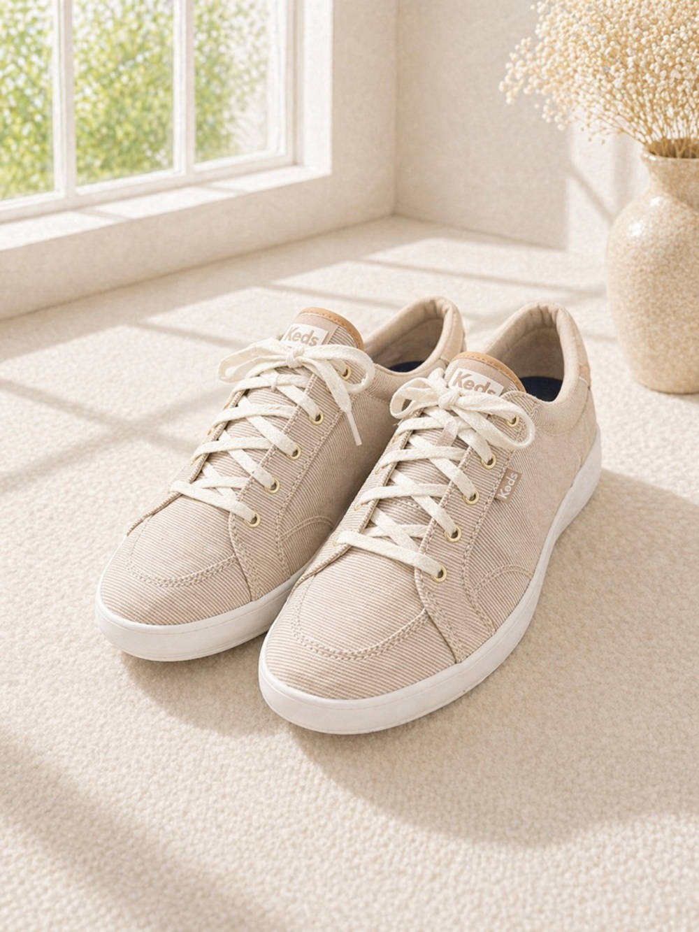 Keds Center III Women’s Natural Canvas Lace-Up Sneakers Size 9 GUC